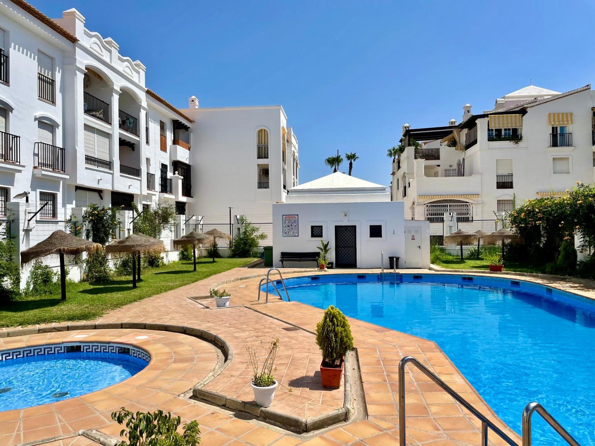 Sofivan Tropical - Pueblo Mediterraneo Motril Exterior photo